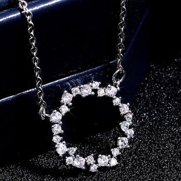 💎 "Dainty Refine Shiny Hollow Round CZ Pendant Necklace for Women, INDN8634 - Picture 1 of 7